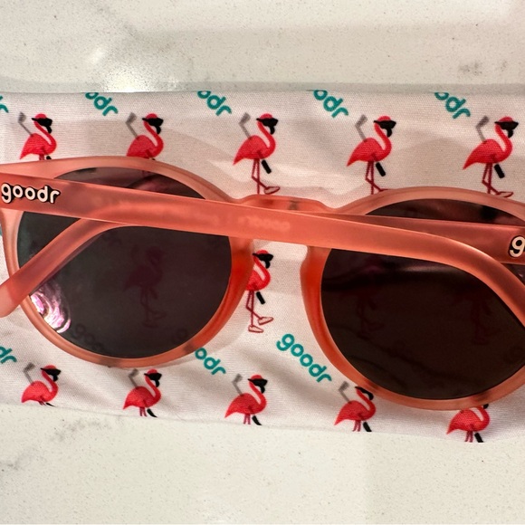 Goodr Circle G Influencers Pay Double Pink Gold Polarized Sunglasses with pouch - Picture 7 of 8